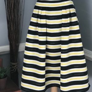Striped Skirt with pockets
